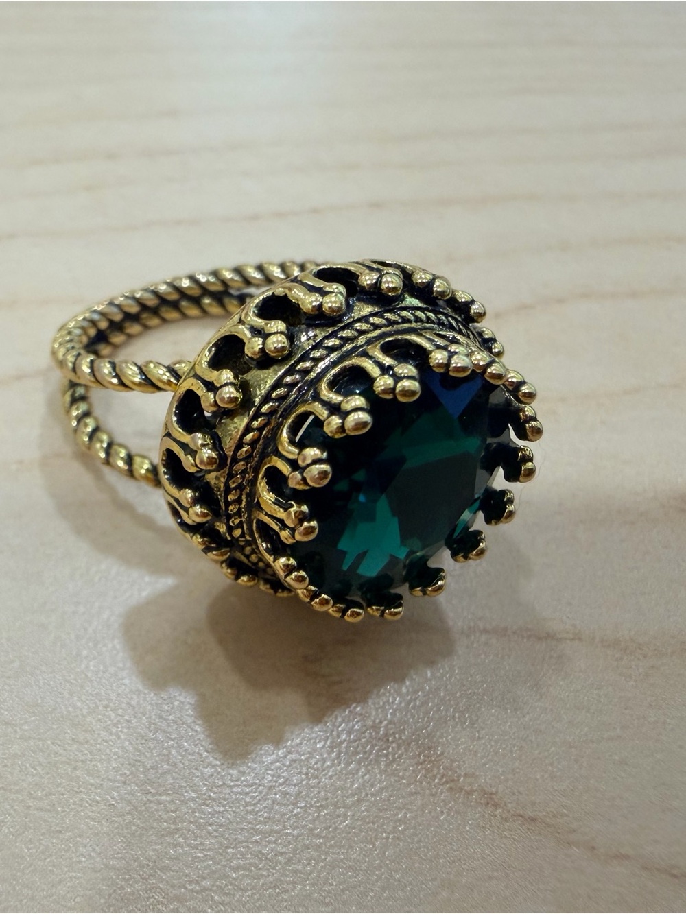 Feed Me Gems ring size 7.25